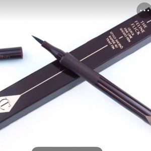Charlotte Tilbury THE FELINE FLICK
PANTHER